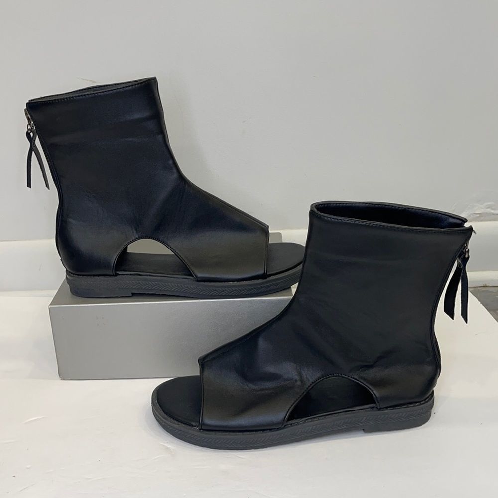 Peep Toe, Cut Out Side, Up the Ankle Flats sz 8.5-9